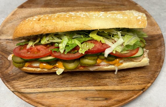 Broodje kipfilet met peperoni
